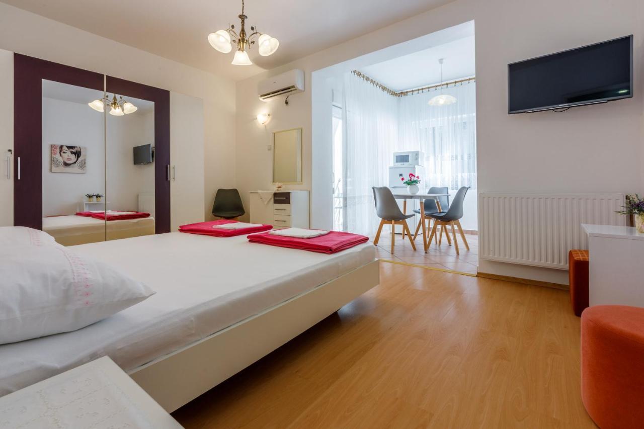 דראמליי Apartments Zorica מראה חיצוני תמונה