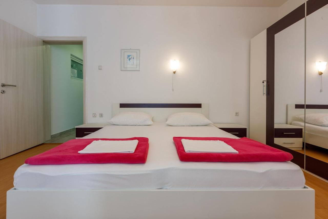 דראמליי Apartments Zorica מראה חיצוני תמונה