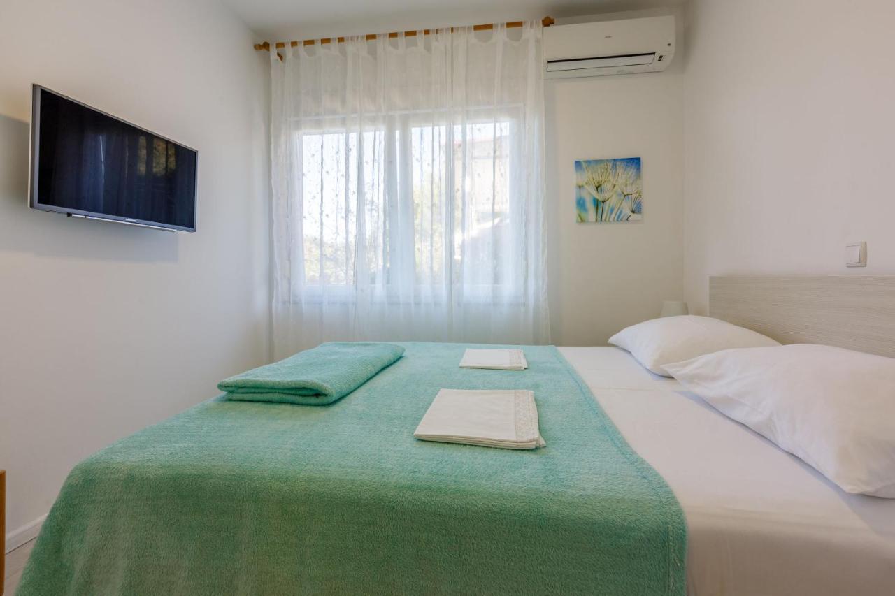 דראמליי Apartments Zorica מראה חיצוני תמונה
