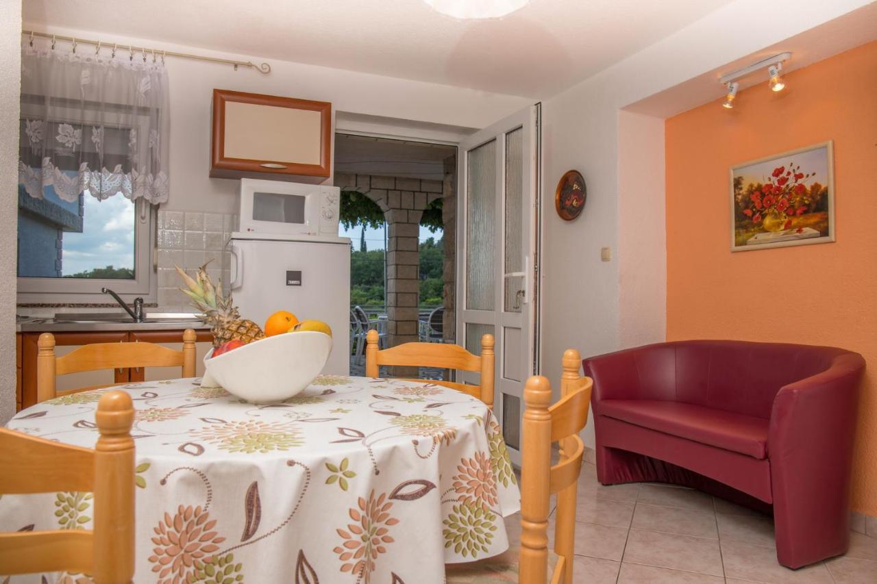 דראמליי Apartments Zorica מראה חיצוני תמונה