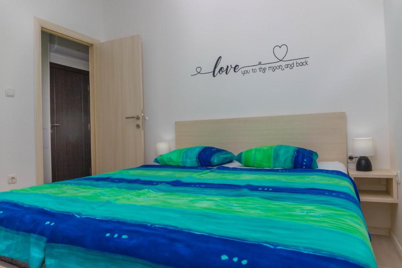 דראמליי Apartments Zorica מראה חיצוני תמונה