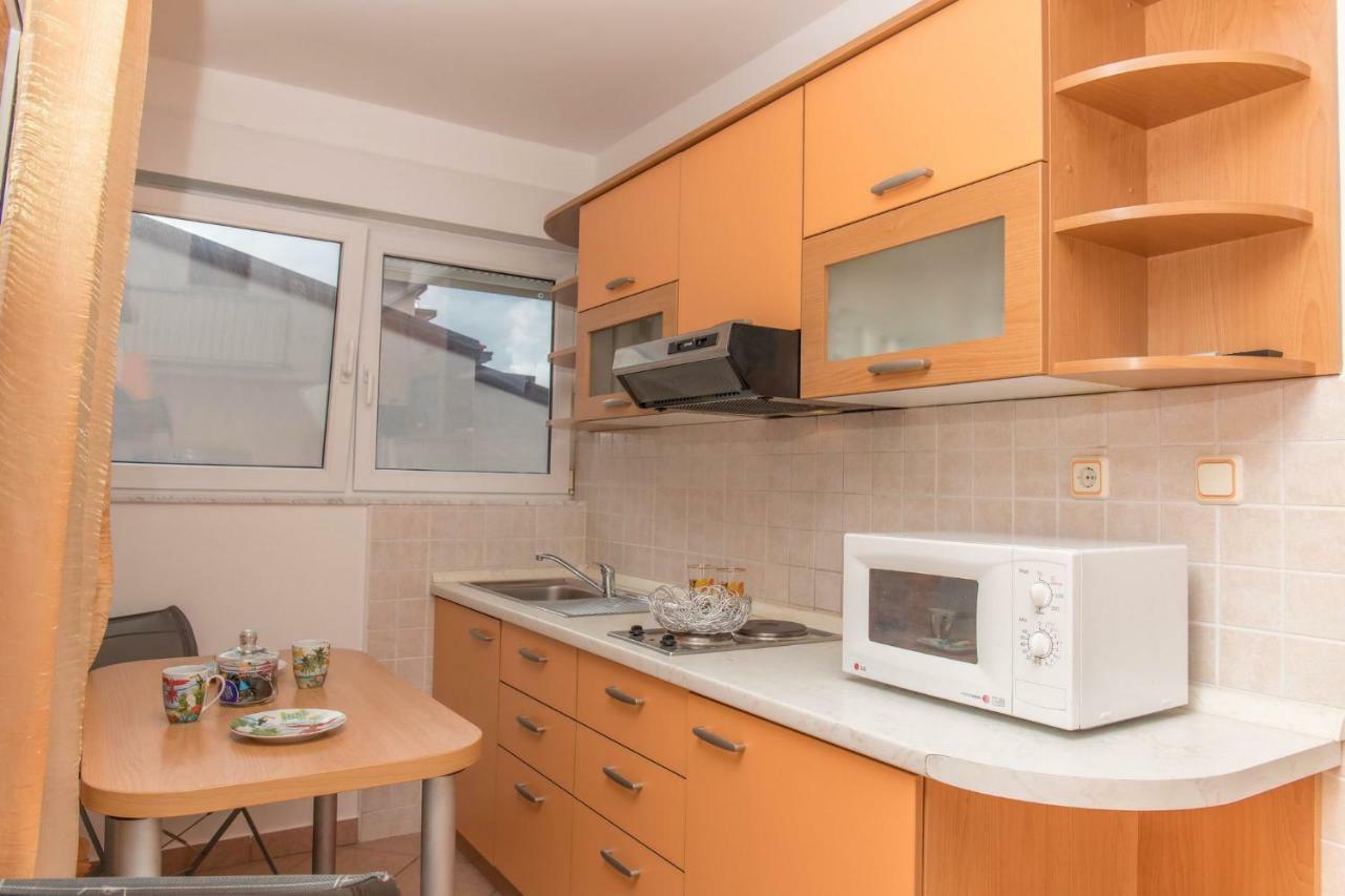 דראמליי Apartments Zorica מראה חיצוני תמונה