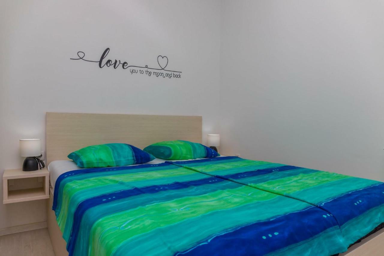 דראמליי Apartments Zorica מראה חיצוני תמונה